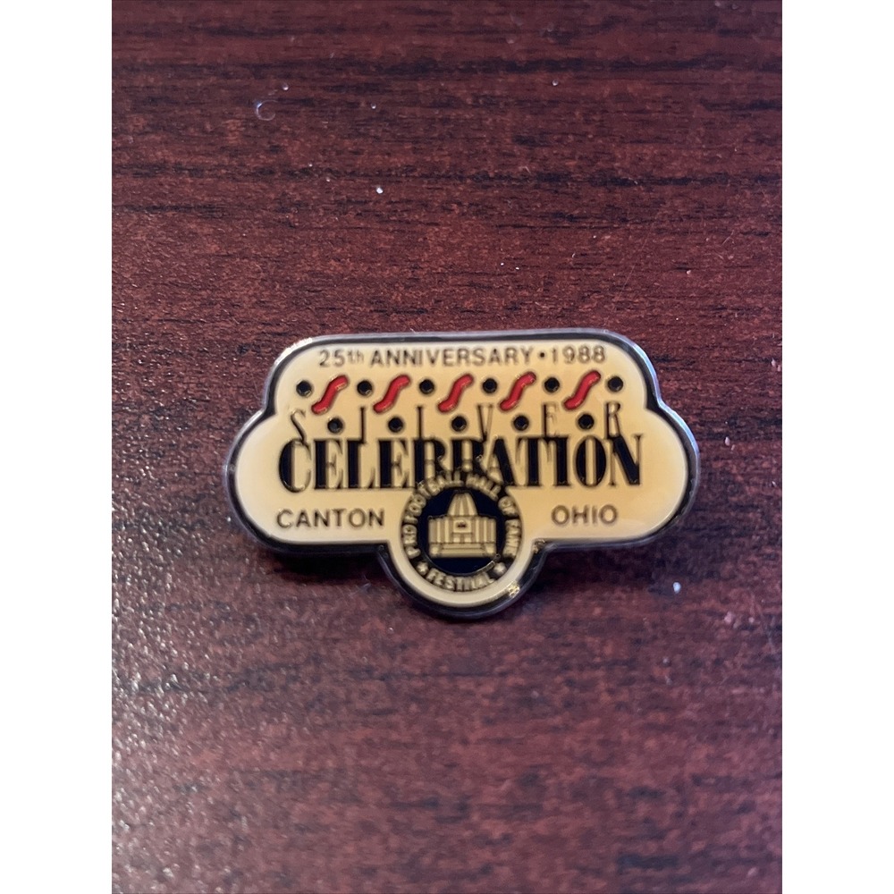 Vintage 1988 Pro Football Hall Of Fame 25th Anniversary Celebration Lapel Pin